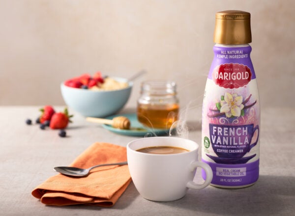 Creative product shot featuring 28 ounce of Darigold French Vanilla Creamer