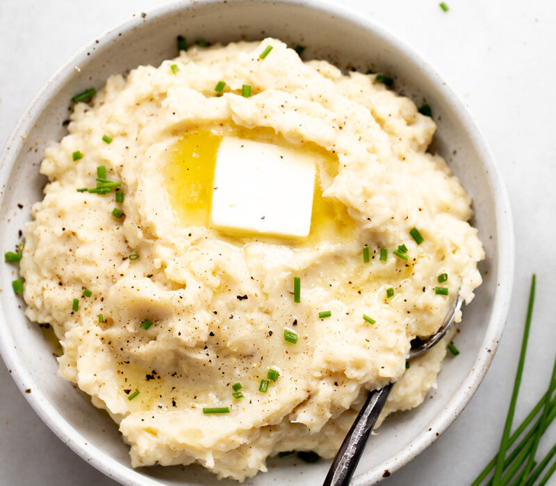 Slow Cooker Cauliflower Mashed Potatoes - Darigold